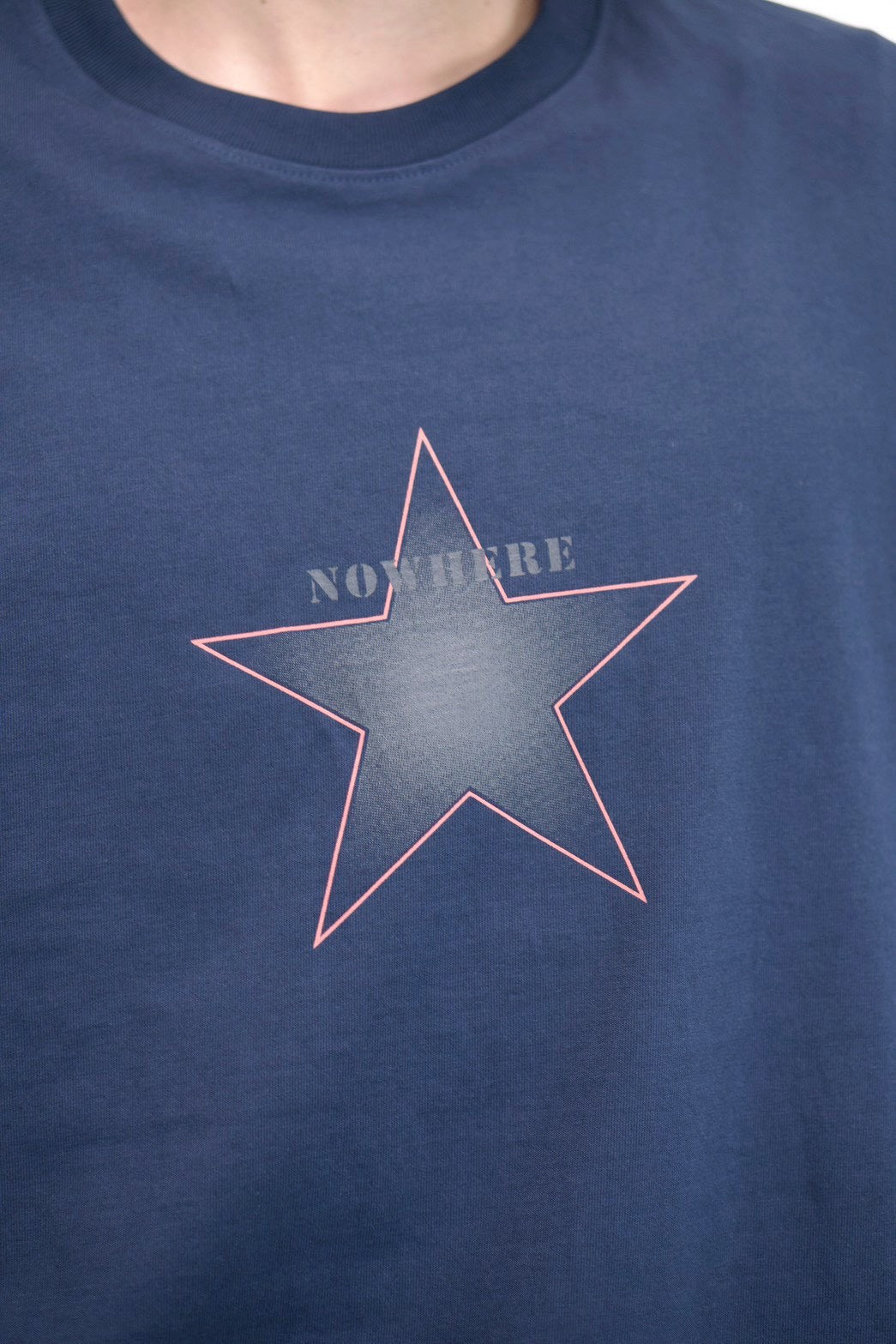 受注制【Chikashitsu +】clean star graphic t-shirt (3color)