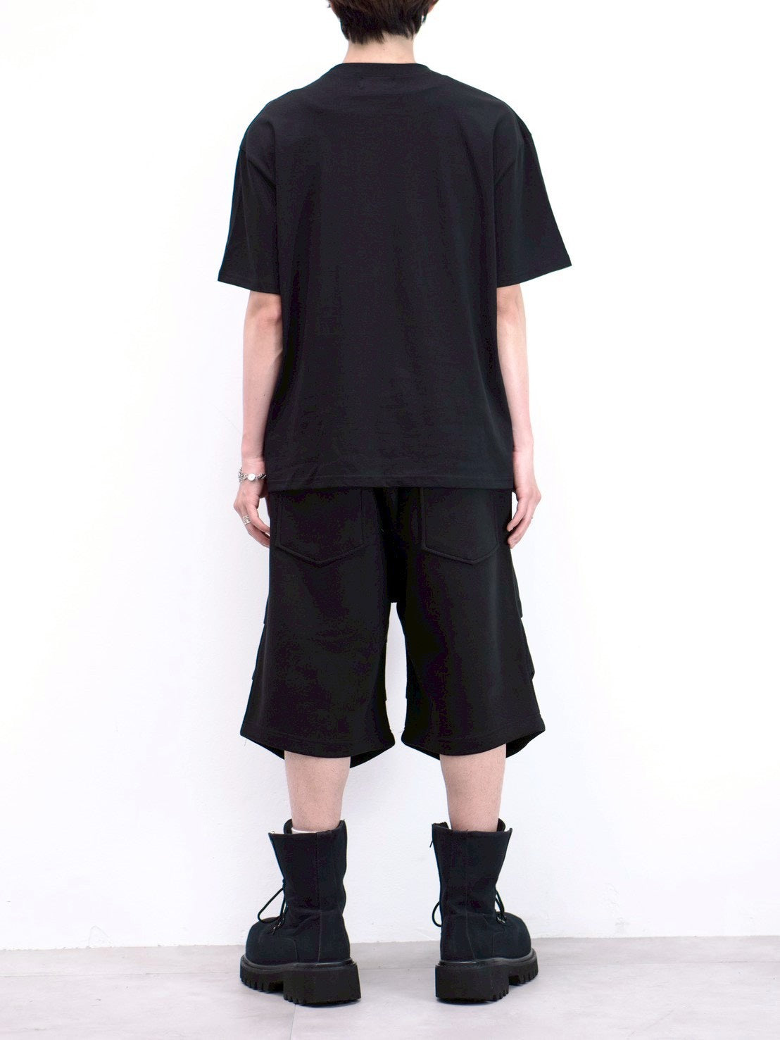 受注制【Chikashitsu +】clean star graphic t-shirt (3color)