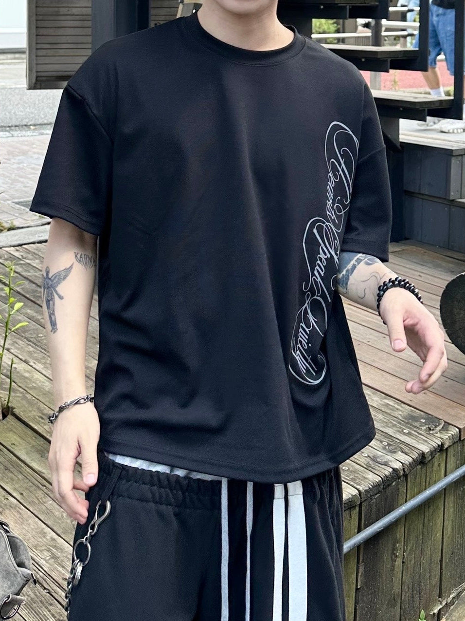 受注制【Chikashitsu +】vertical script crop t-shirt (3color)