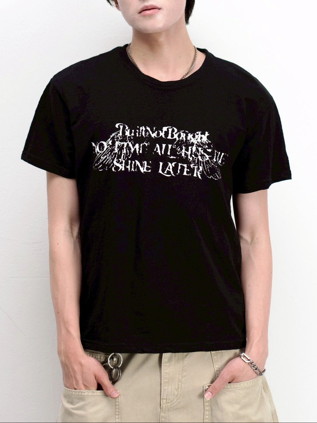 受注制【Chikashitsu +】distorted logo crop t-shirt (2color)