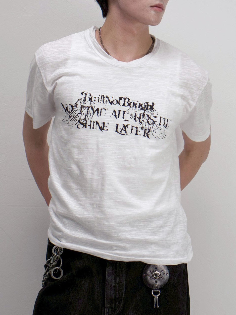 受注制【Chikashitsu +】distorted logo crop t-shirt (2color)