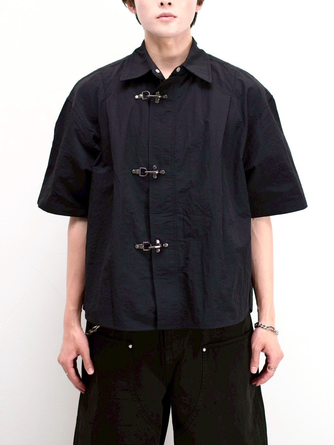 受注制【Chikashitsu +】front hook shirt jacket (2color)