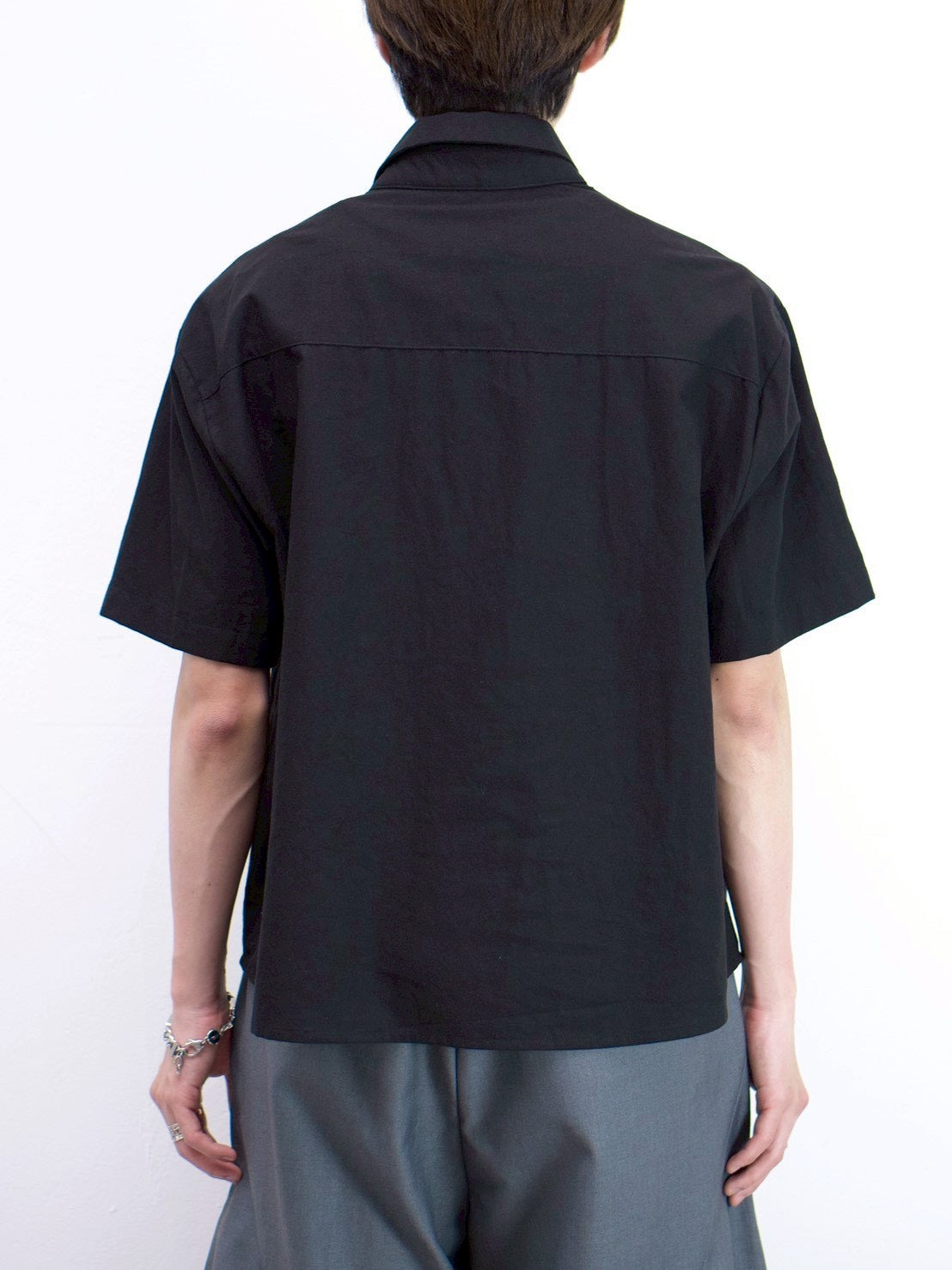 受注制【Chikashitsu +】bio wash cropped half sleeve shirt (3color)