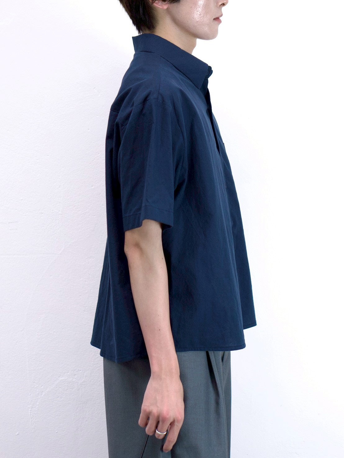 受注制【Chikashitsu +】bio wash cropped half sleeve shirt (3color)