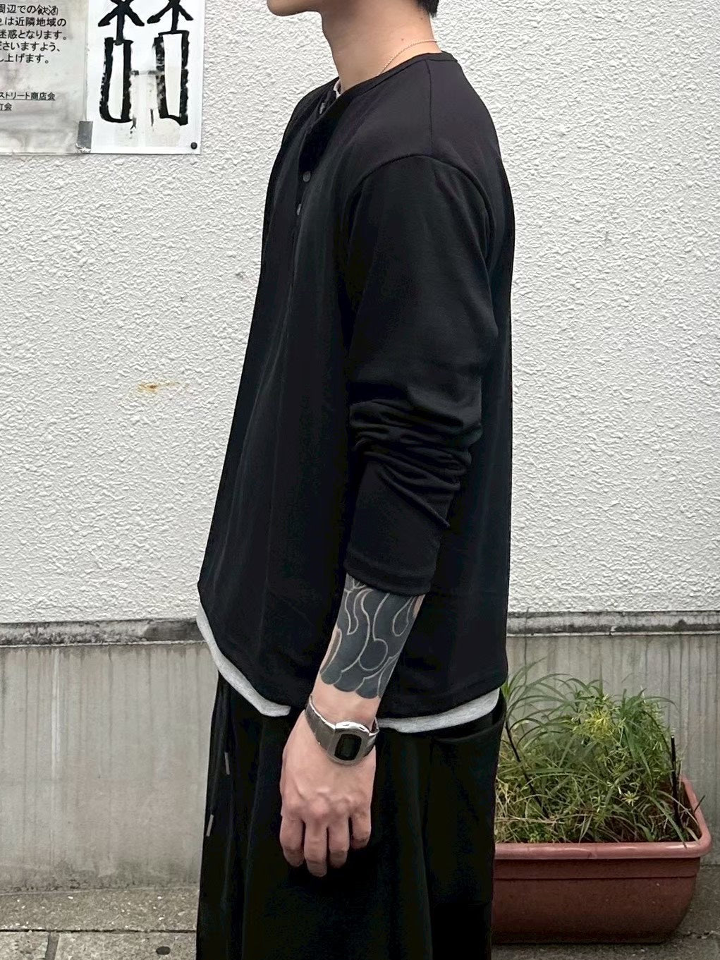 受注制【Chikashitsu +】cropped double layered henley neck long sleeve (3color)