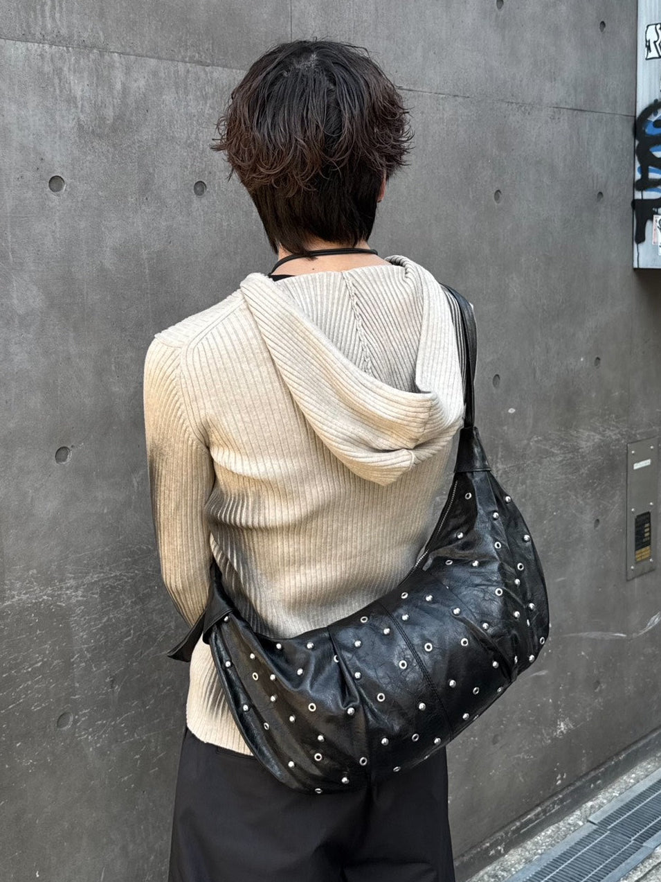 HEP FIVE店WEB限定受注制【Chikashitsu＋】eyelet studs mixed cross bag (2color)