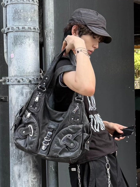 HEP FIVE店WEB限定受注制【Chikashitsu +】vintage like belt zipper bag