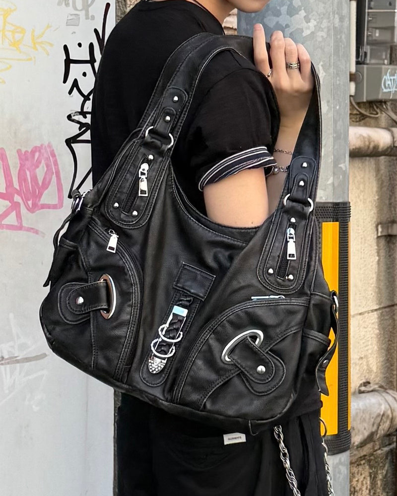 HEP FIVE店WEB限定受注制【Chikashitsu +】vintage like belt zipper bag