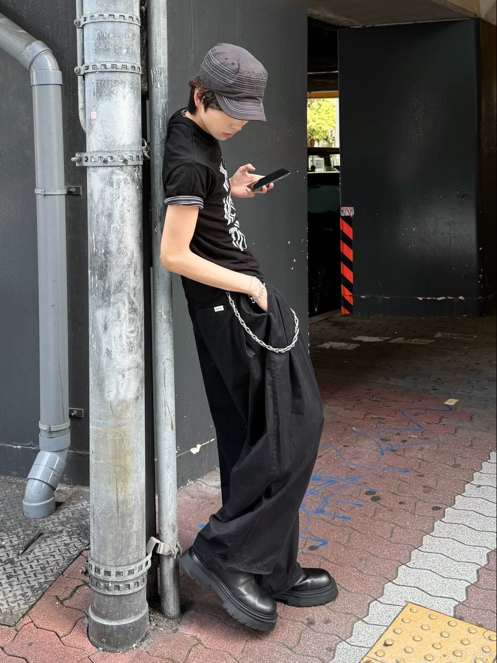 HEP FIVE店WEB限定受注制【Chikashitsu +】graphics slub cropped tee (4color)