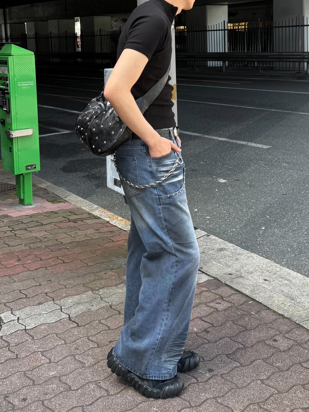 HEP FIVE店WEB限定受注制【Chikashitsu +】pocket rivet dirty wash denim pants