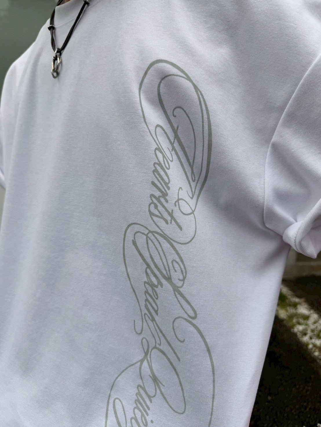 受注制【Chikashitsu +】vertical script crop t-shirt (3color)