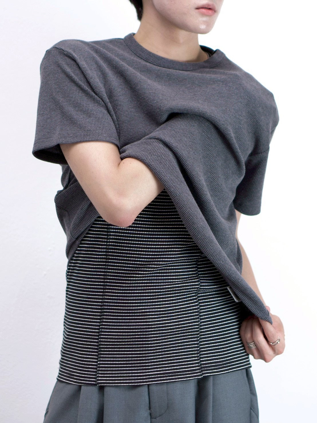 受注制【Chikashitsu +】waffle cropped half sleeve tee (4color)