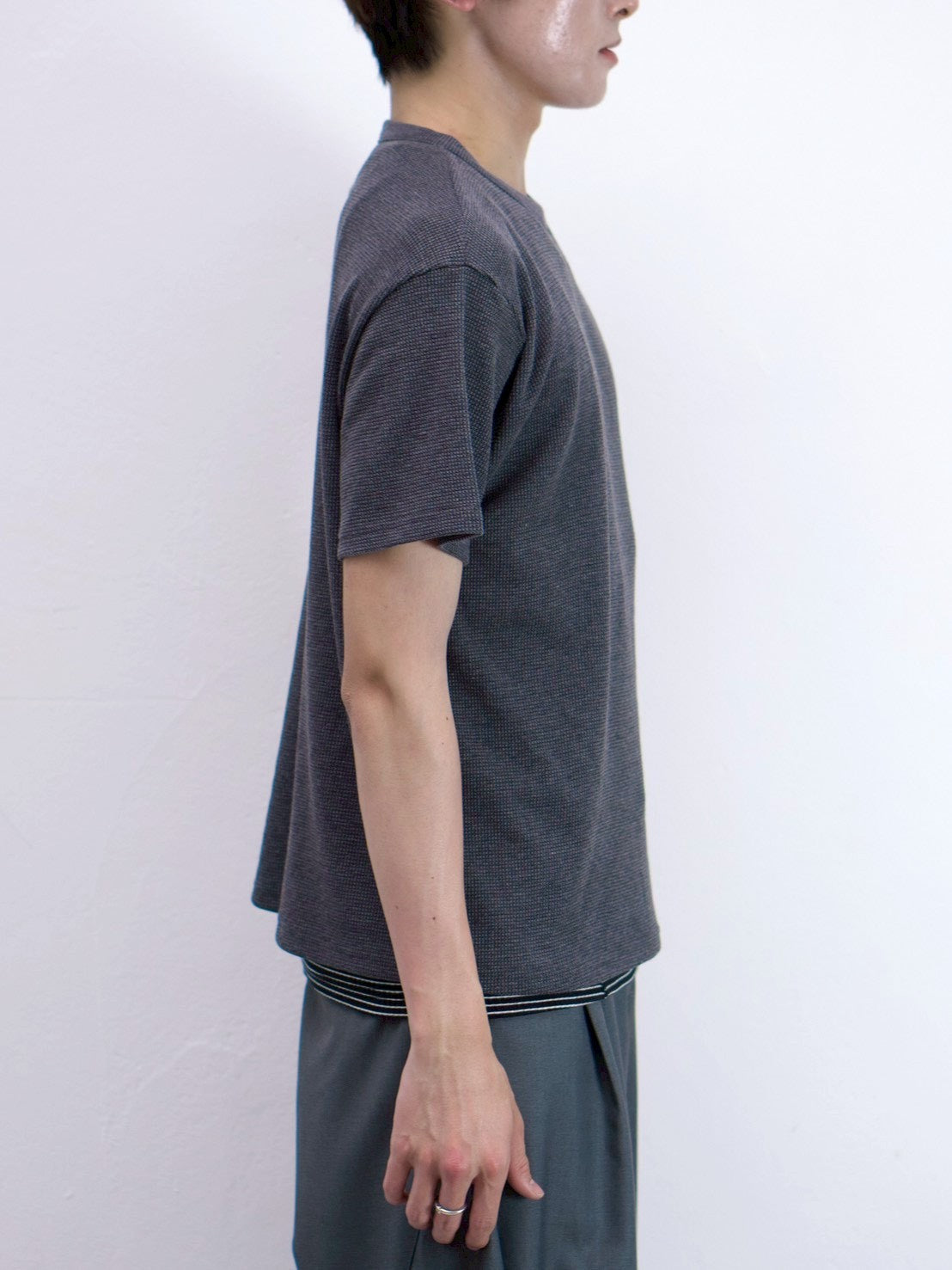 受注制【Chikashitsu +】waffle cropped half sleeve tee (4color)