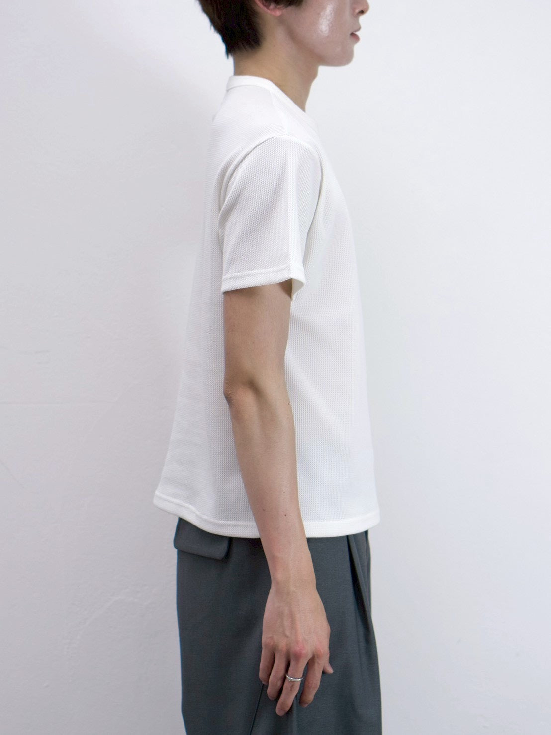 受注制【Chikashitsu +】waffle cropped half sleeve tee (4color)