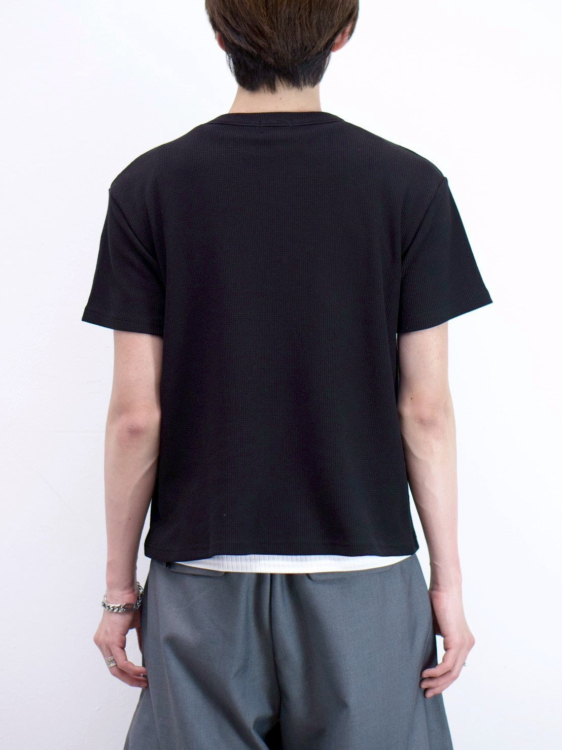 受注制【Chikashitsu +】waffle cropped half sleeve tee (4color)