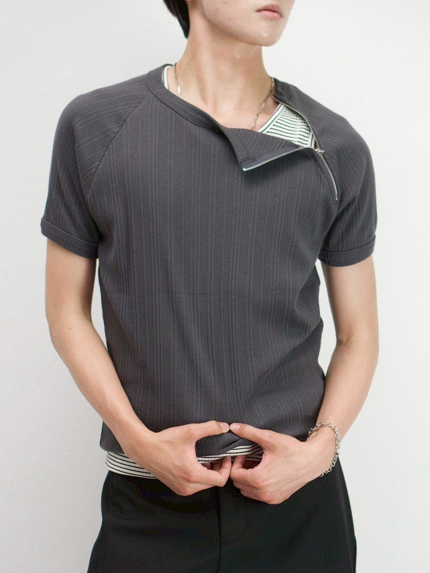 受注制【Chikashitsu +】side half zip t-shirt (4color)