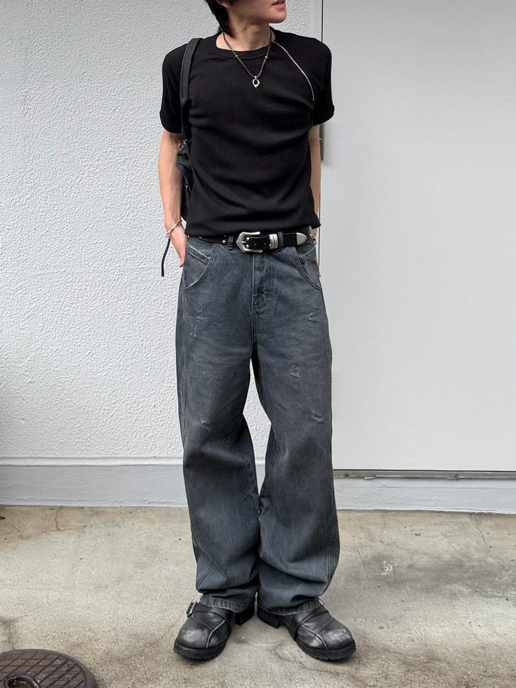 受注制【Chikashitsu +】side half zip t-shirt (4color)