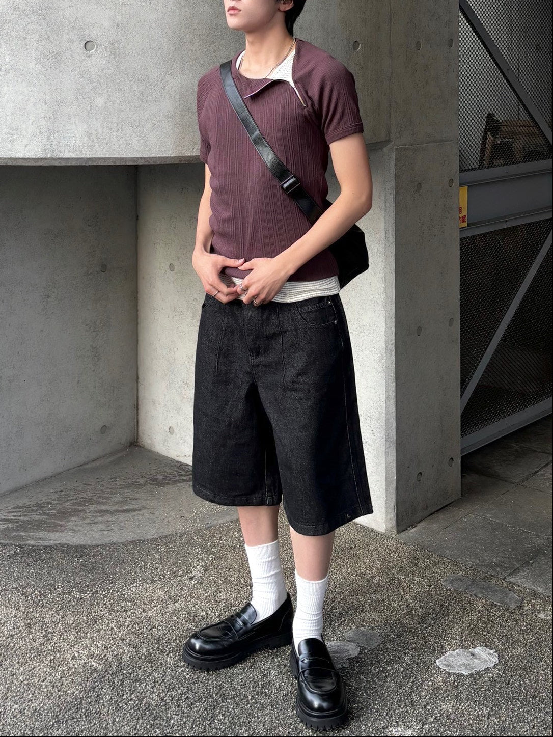 受注制【Chikashitsu +】side half zip t-shirt (4color)