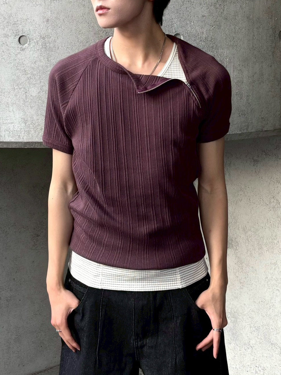 受注制【Chikashitsu +】side half zip t-shirt (4color)