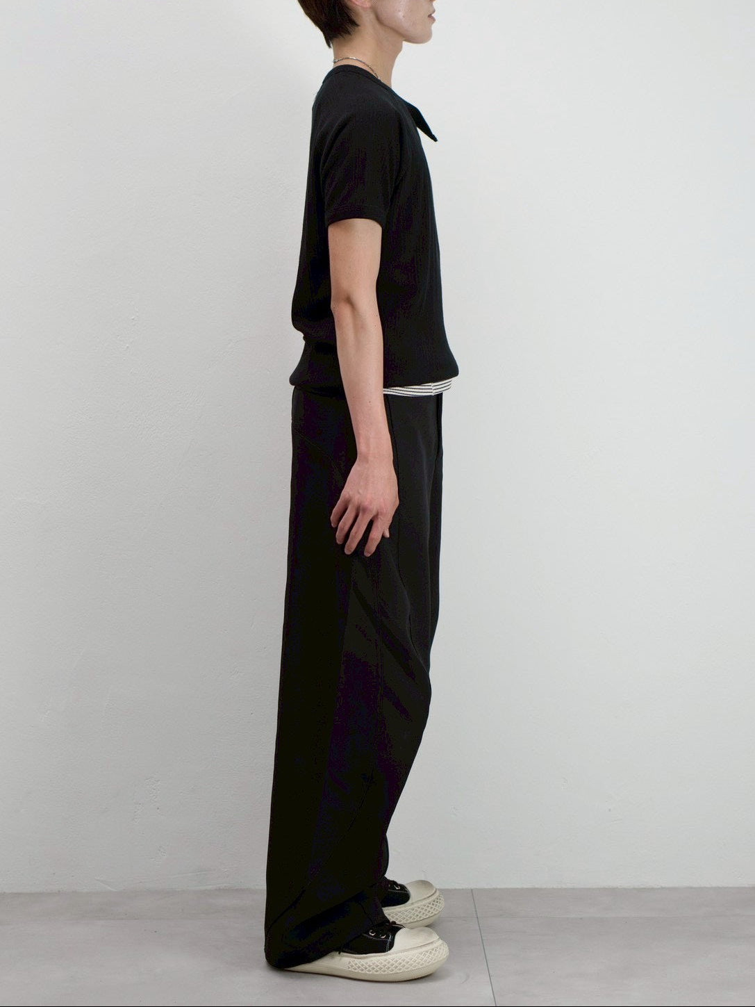受注制【Chikashitsu +】side half zip t-shirt (4color)