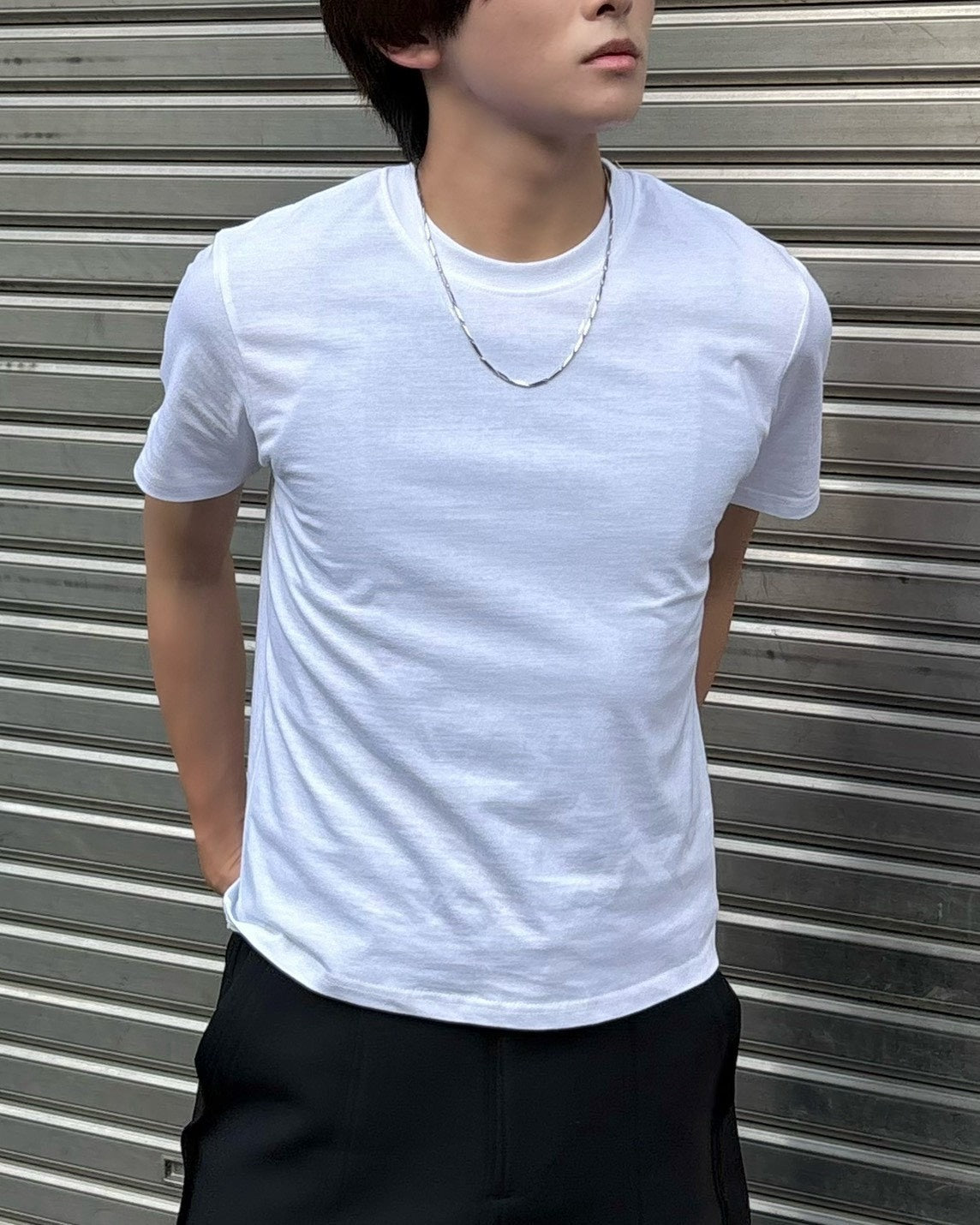 受注制【Chikashitsu +】muscle fit crop t-shirt (3color)