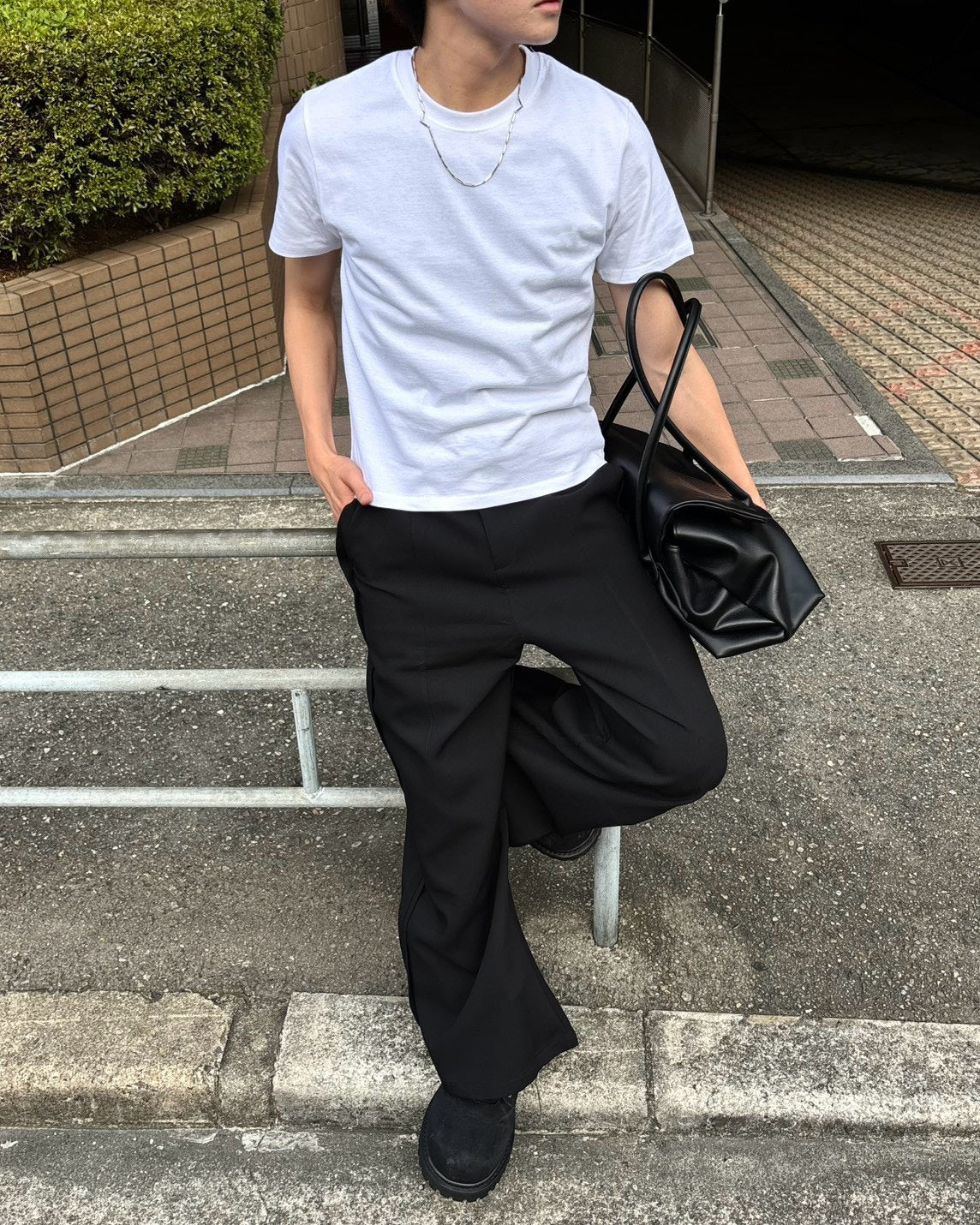 受注制【Chikashitsu +】muscle fit crop t-shirt (3color)