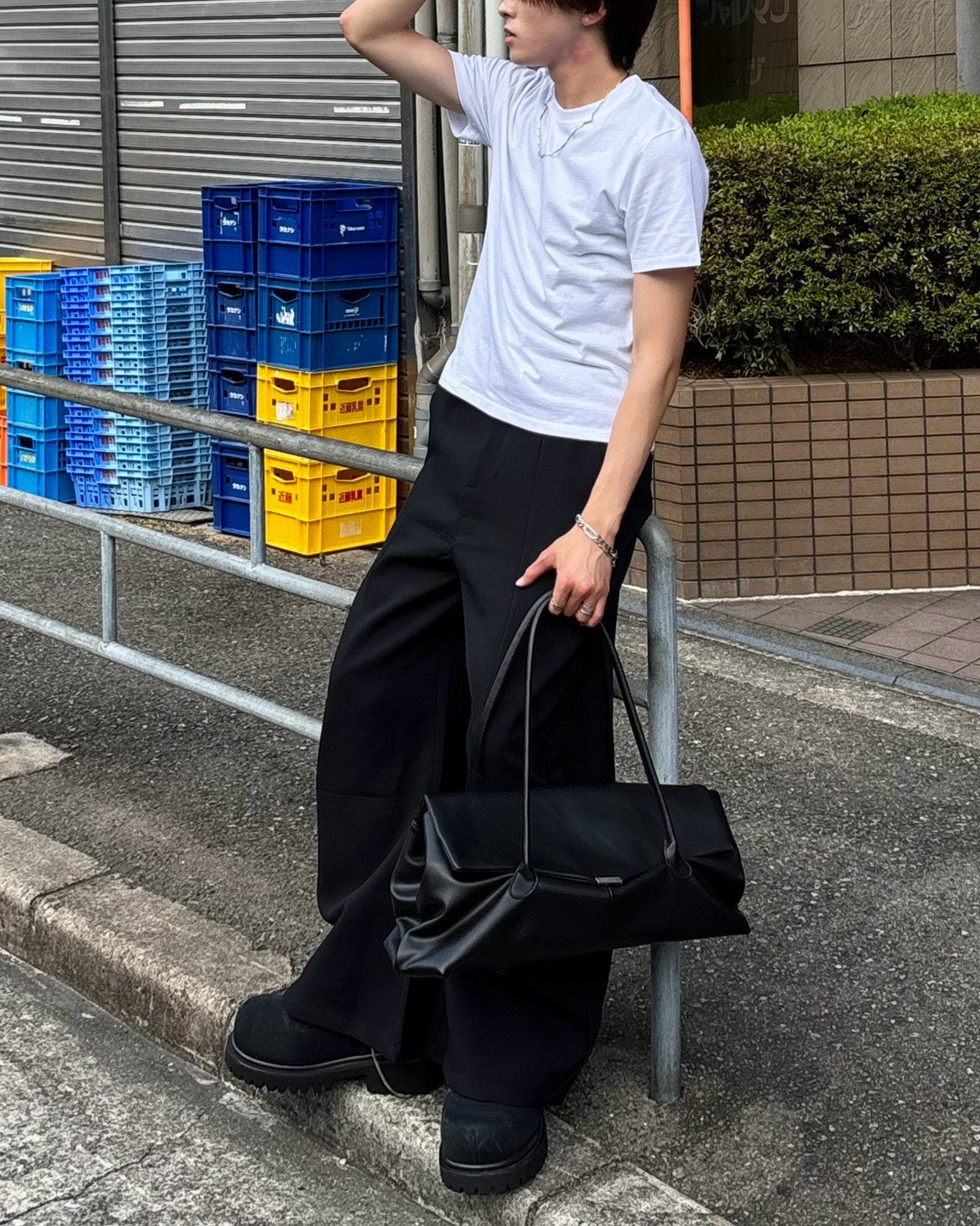 受注制【Chikashitsu +】muscle fit crop t-shirt (3color)