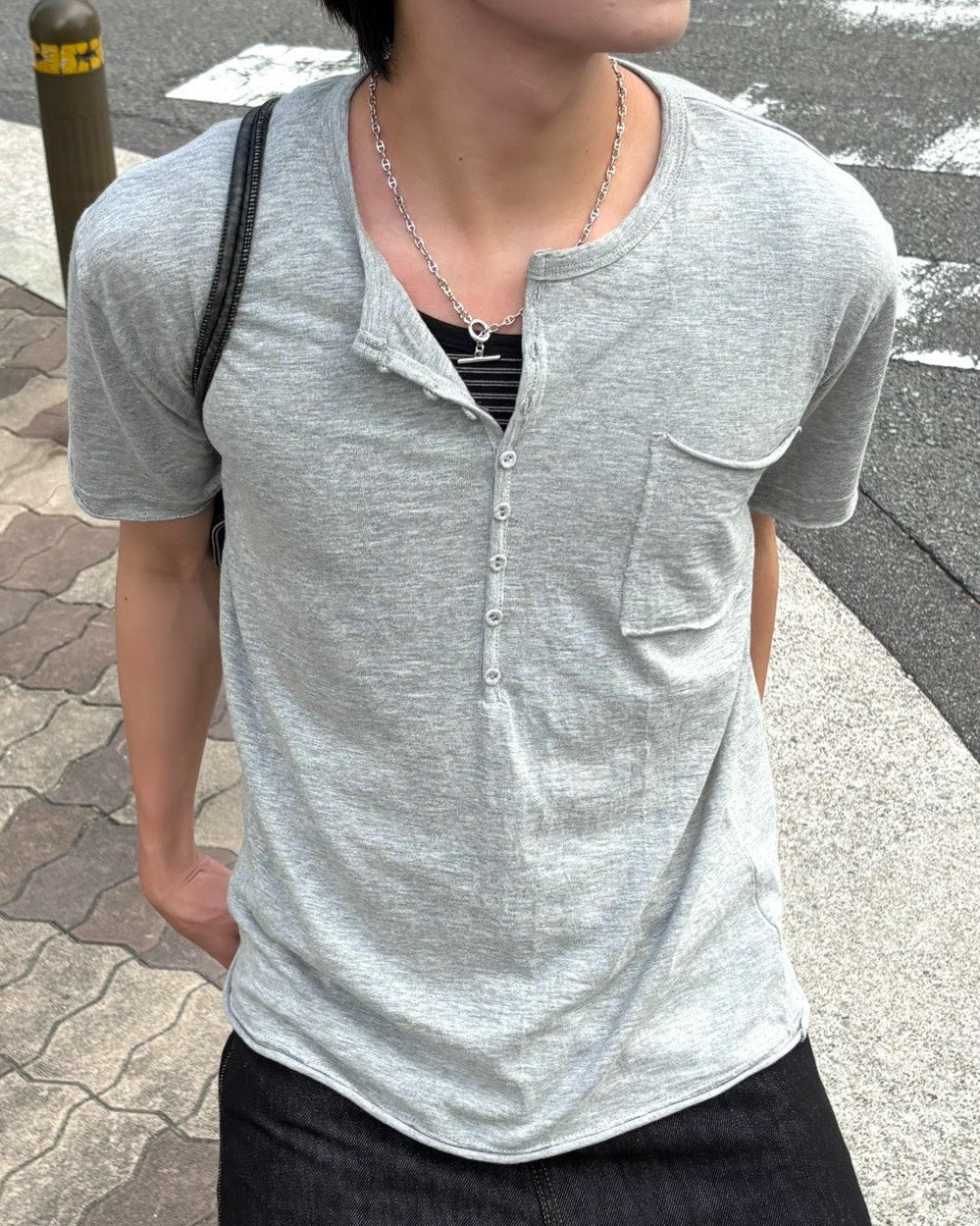 受注制【Chikashitsu +】button slub henley neck t-shirt (4color)