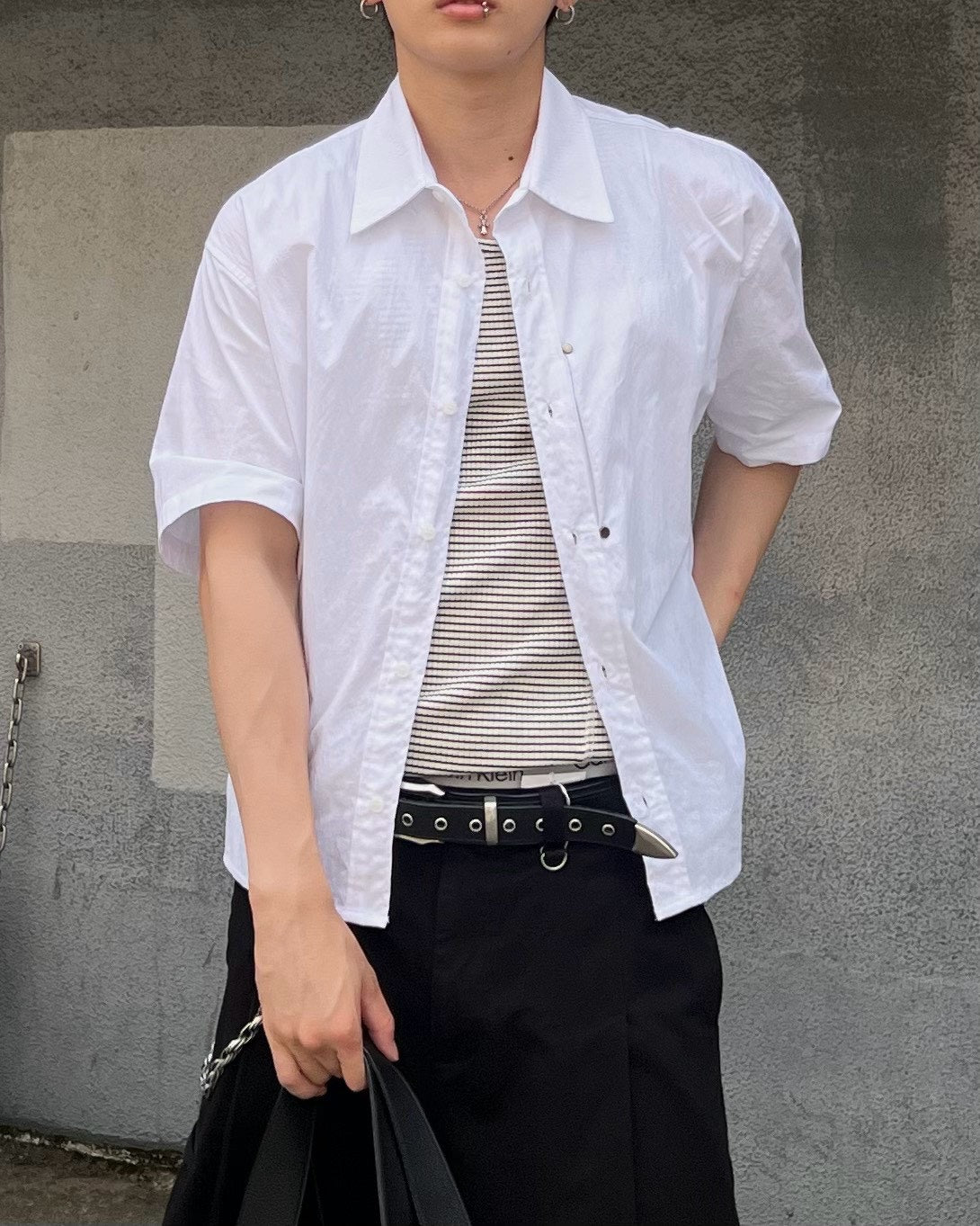 受注制【Chikashitsu +】cropped rivet shirt (3color)