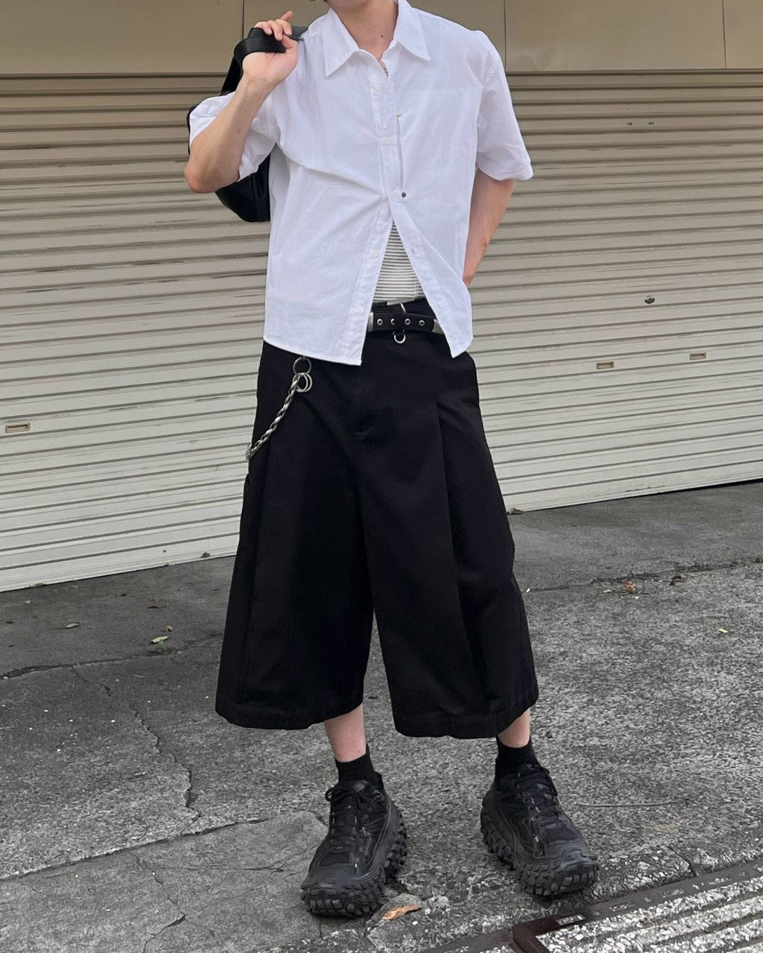 受注制【Chikashitsu +】cropped rivet shirt (3color)