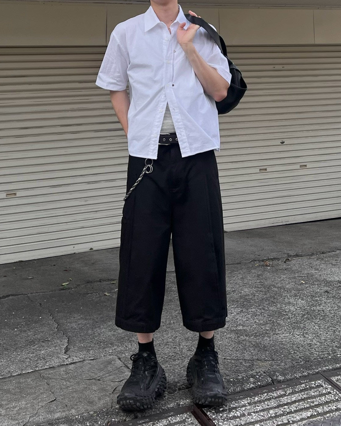 受注制【Chikashitsu +】cropped rivet shirt (3color)