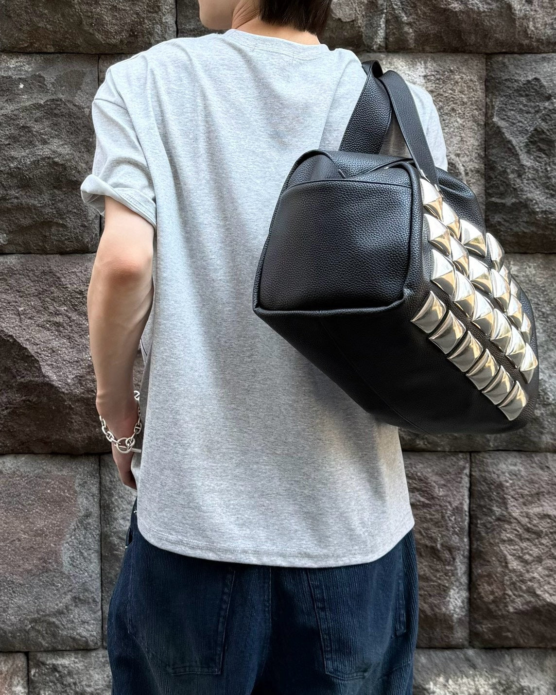【Chikashitsu +】vertical script crop t-shirt (3color)