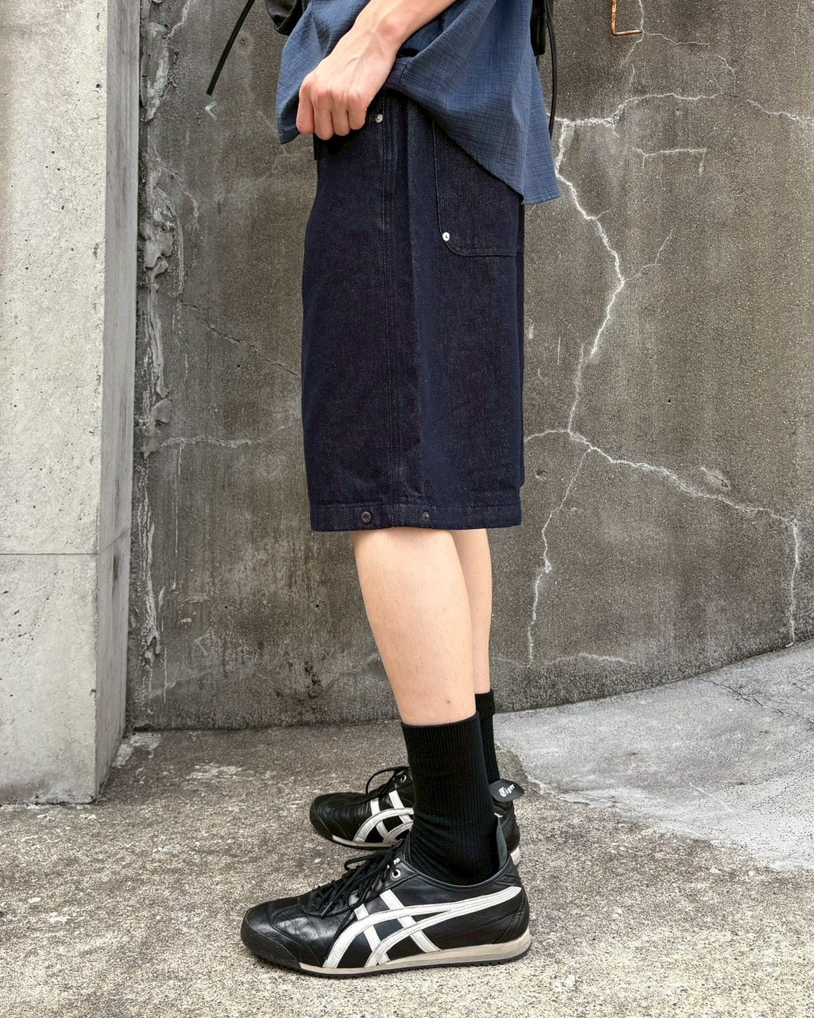 受注制【Chikashitsu +】snap bermuda denim pants (2color)