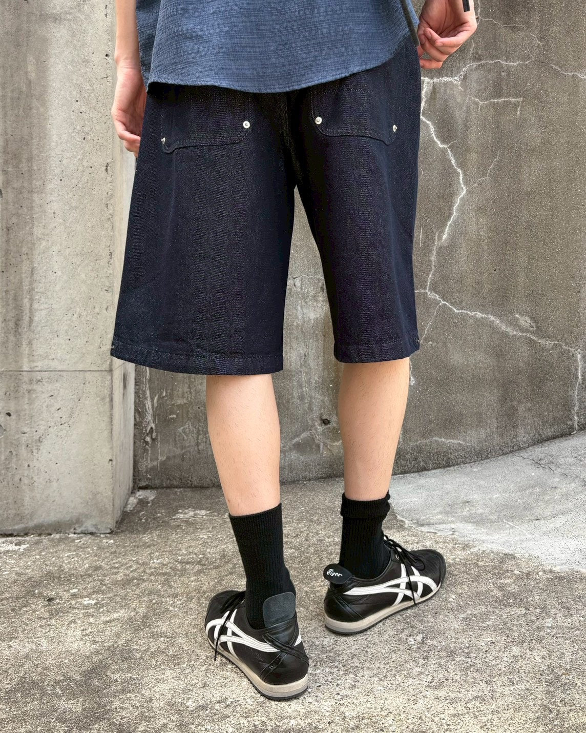受注制【Chikashitsu +】snap bermuda denim pants (2color)