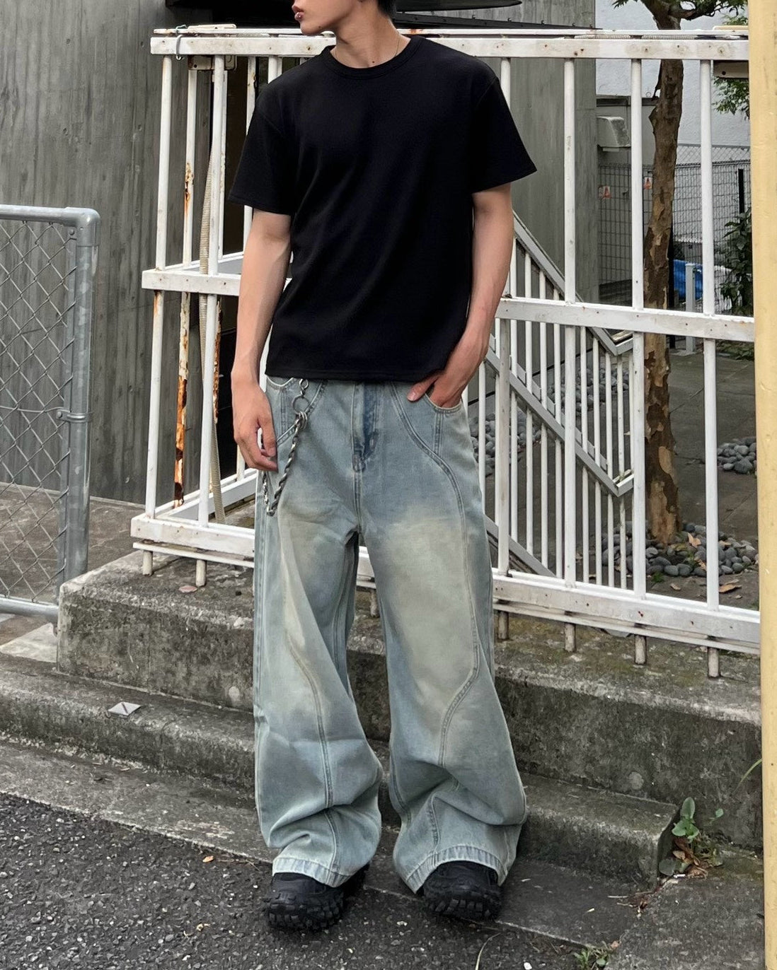受注制【Chikashitsu +】wave curved denim pants