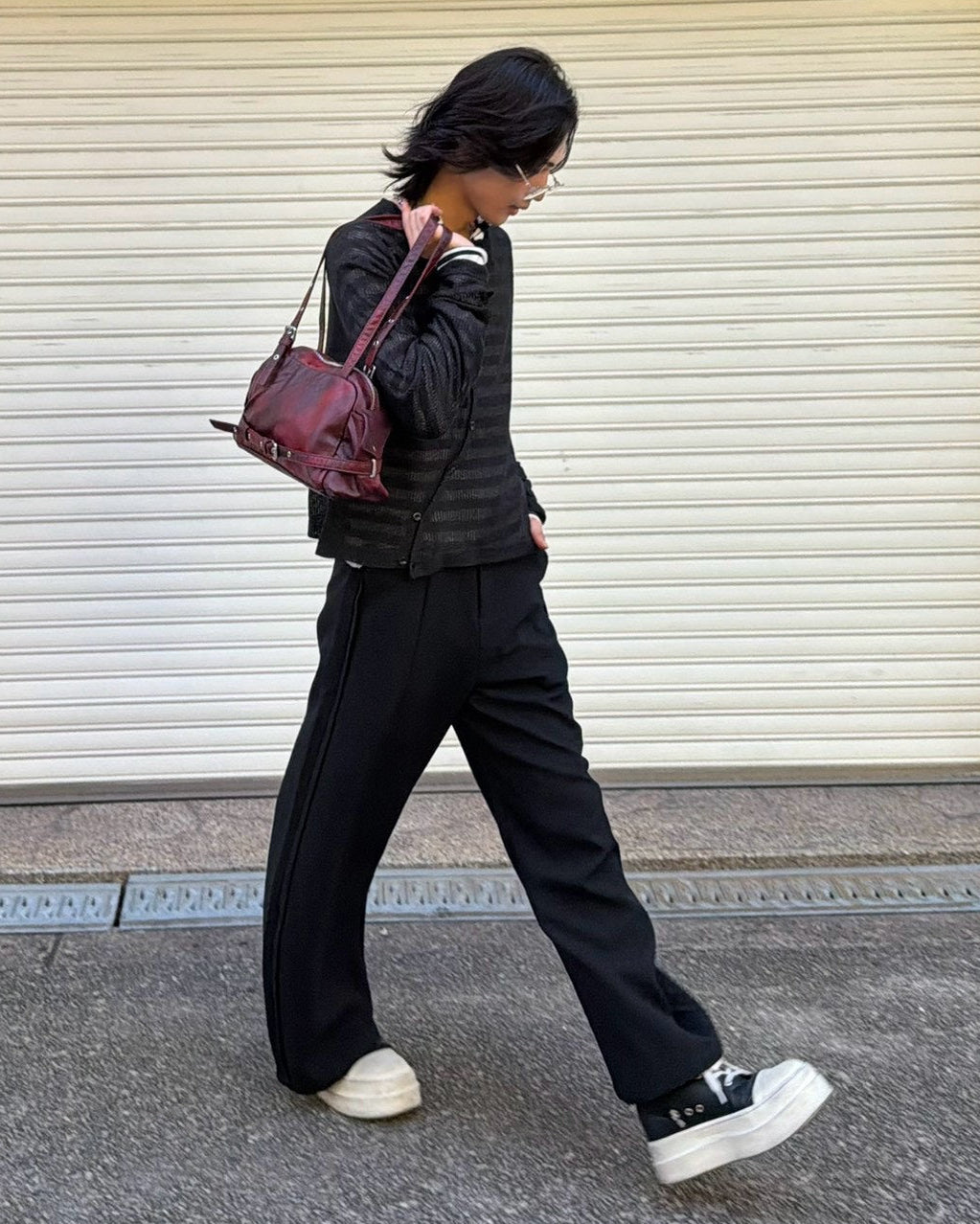 受注制【Chikashitsu +】wave design sheer cardigan (2color)