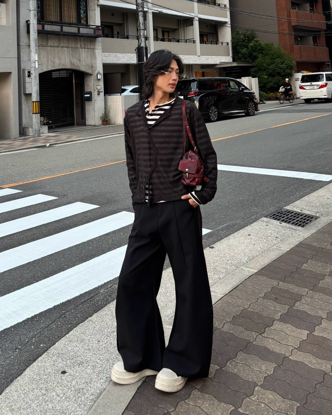 受注制【Chikashitsu +】wave design sheer cardigan (2color)