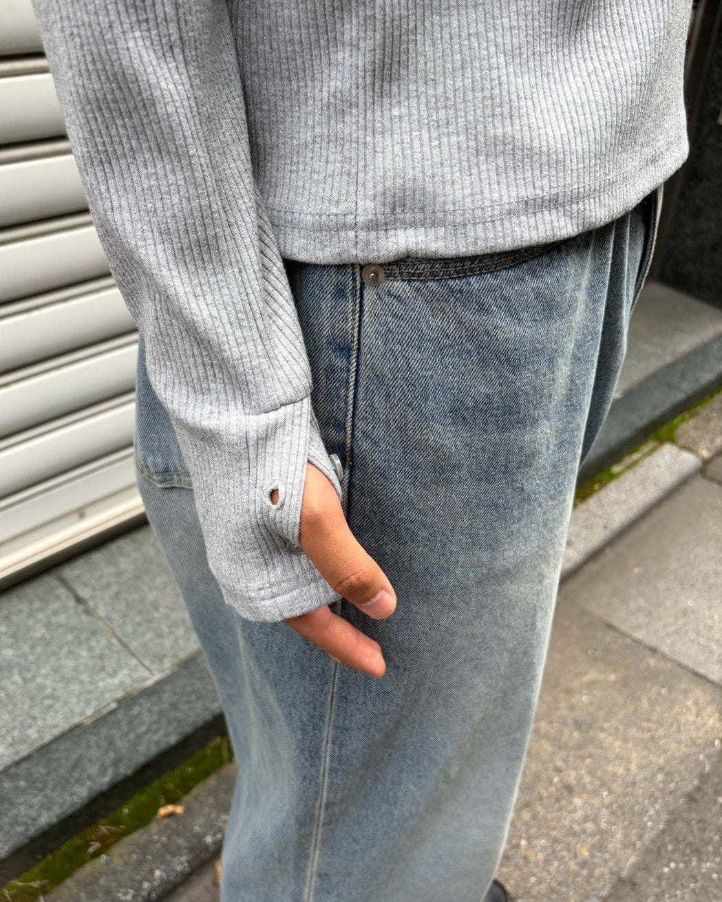 受注制【Chikashitsu +】slit henley neck slim t-shirt (3color)