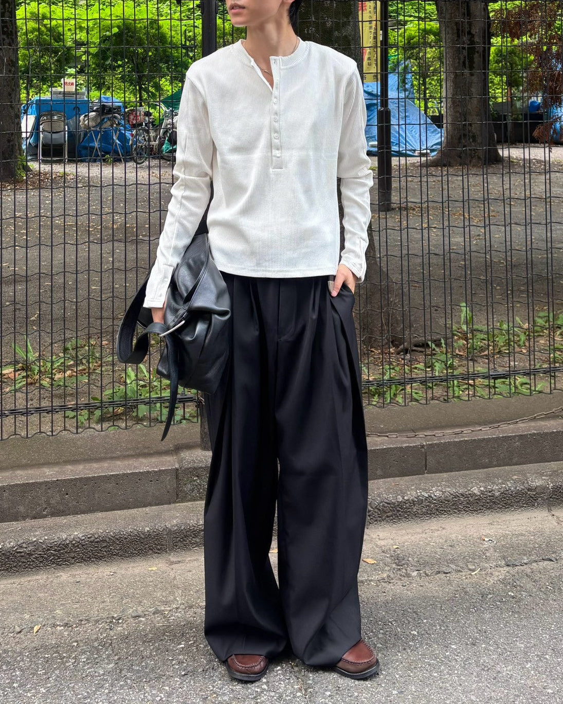 受注制【Chikashitsu +】slit henley neck slim t-shirt (3color)
