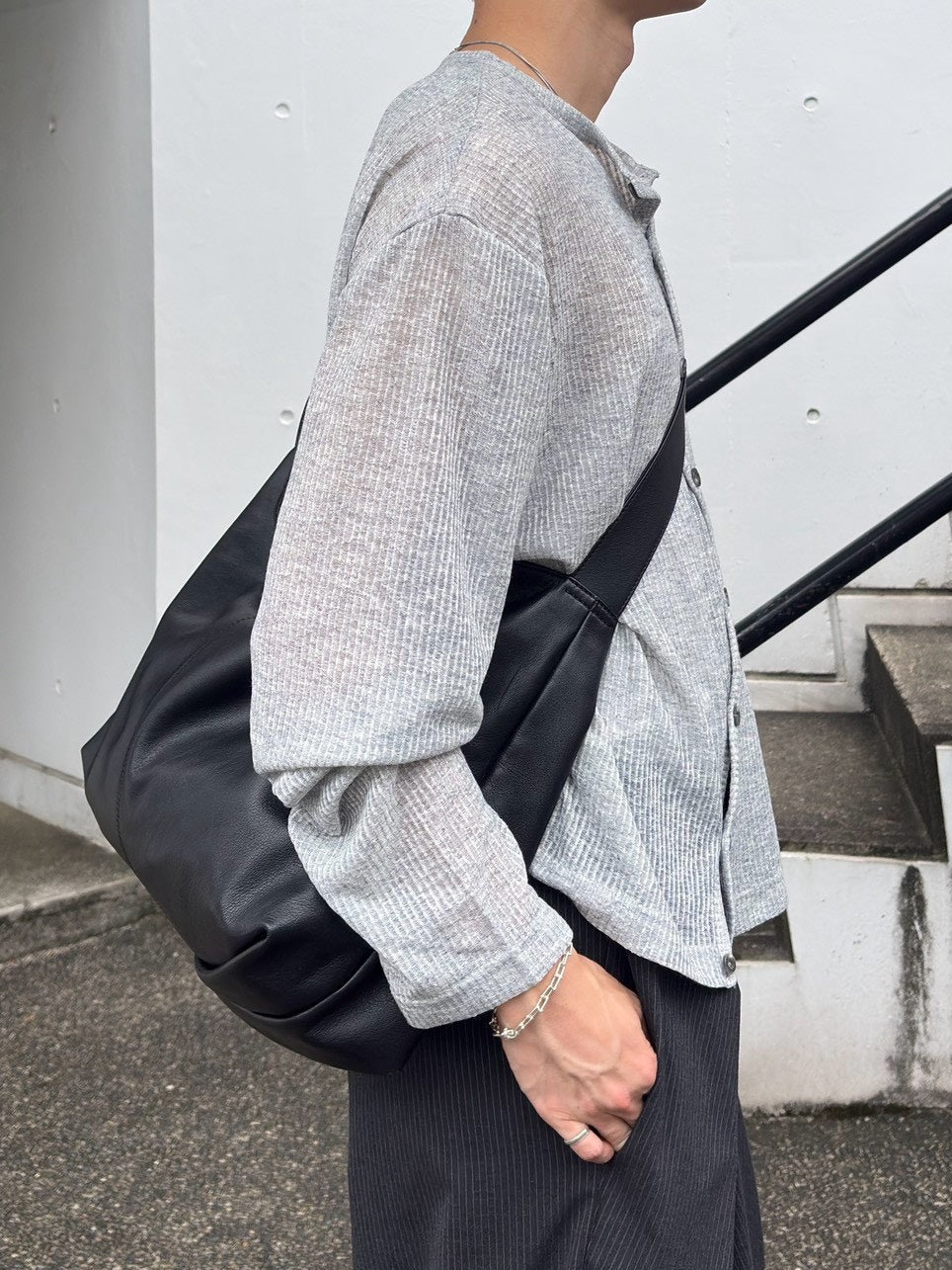 【Chikashitsu +】wave design sheer cardigan (2color)