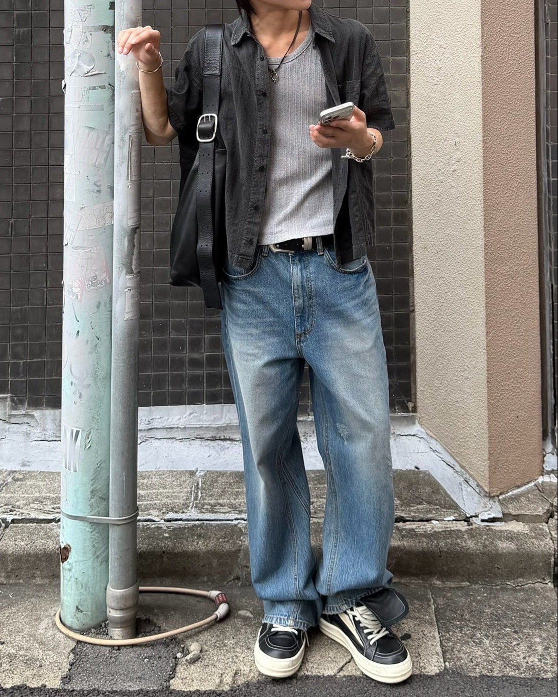 受注制【Chikashitsu +】pigment cut off half sleeve shirt (2color)