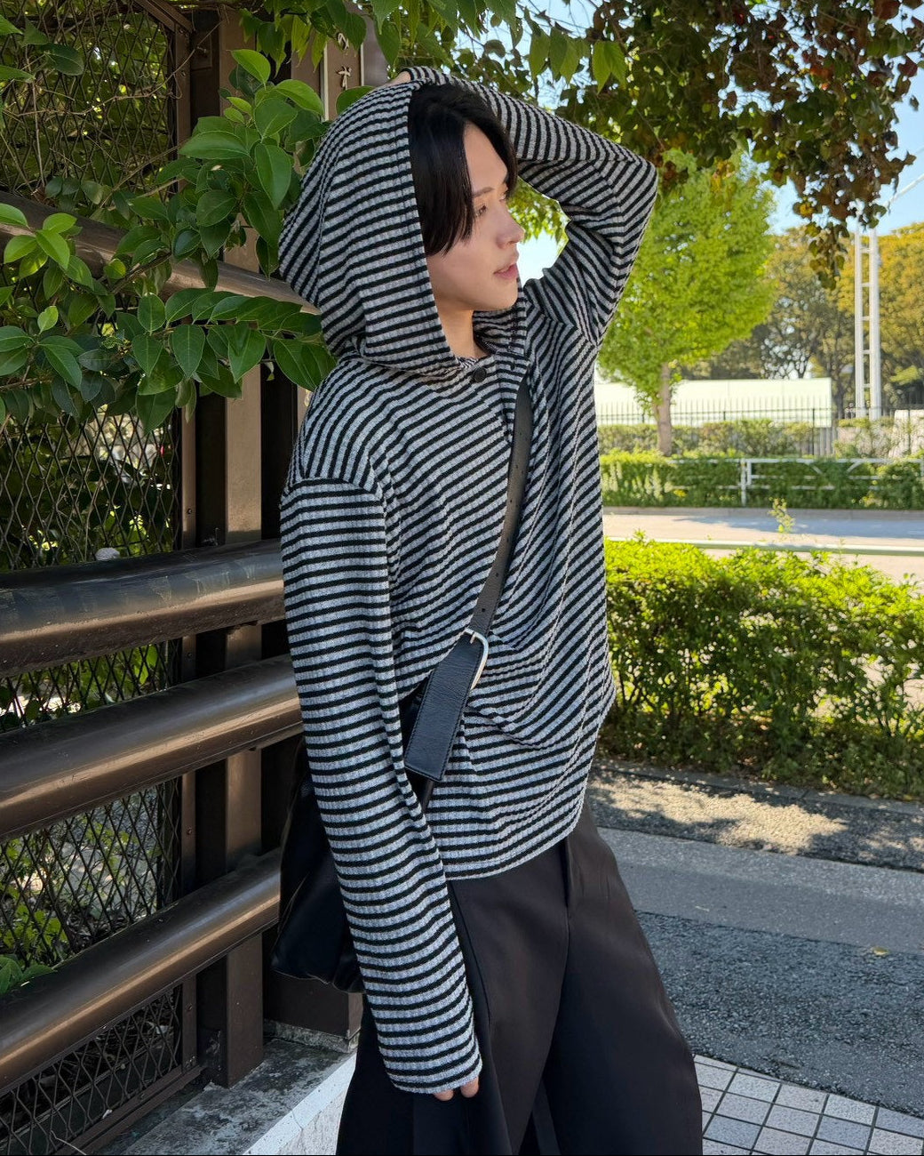 受注制【Chikashitsu +】henley neck border hoodie (3color)