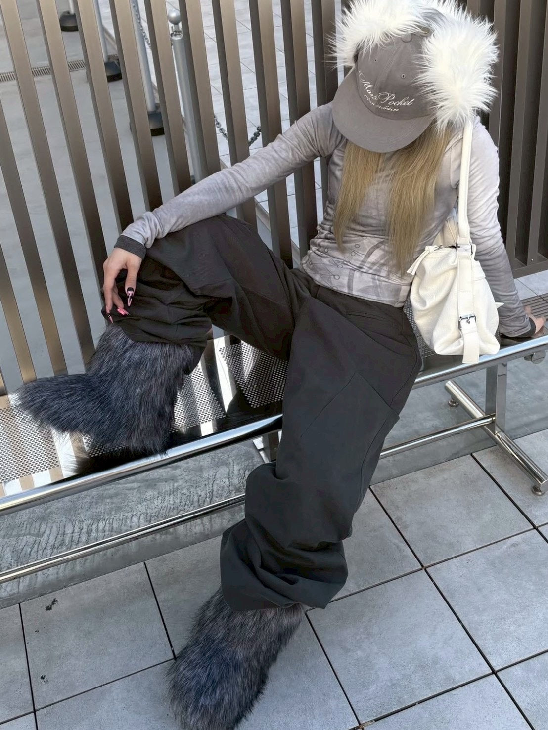 受注制【nmtc +】fur short boots / 【エヌエムティーシープラス】ファーショートブーツ (2color)