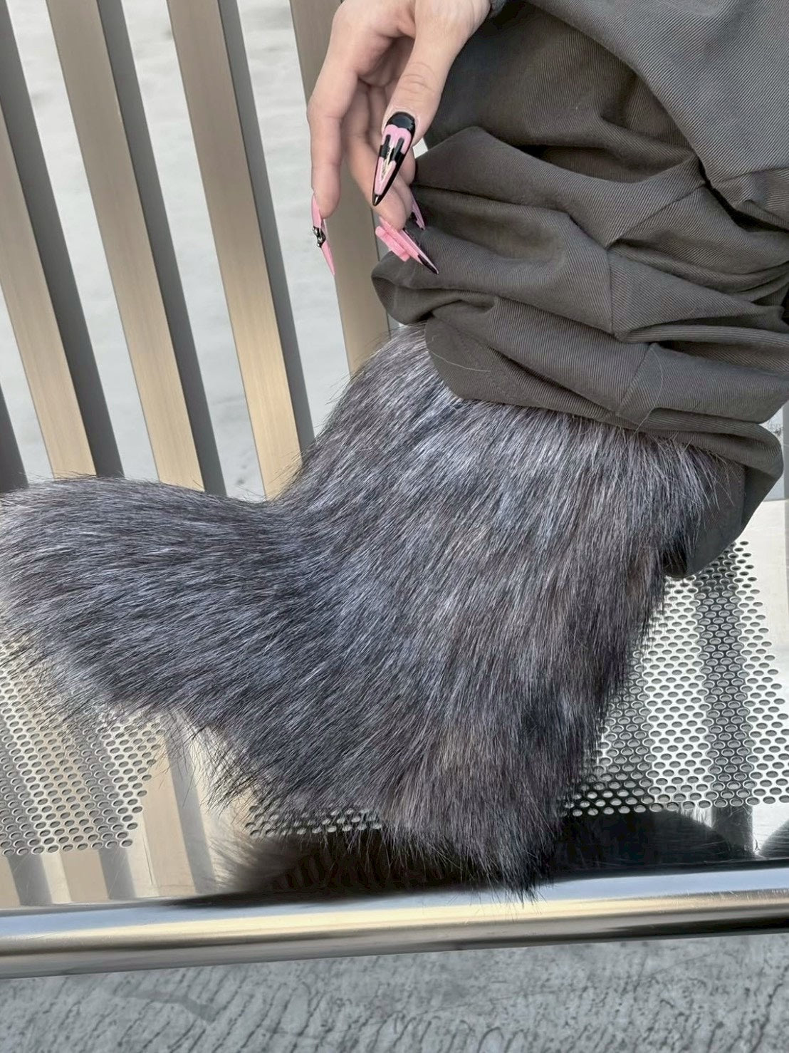 受注制【nmtc +】fur short boots / 【エヌエムティーシープラス】ファーショートブーツ (2color)