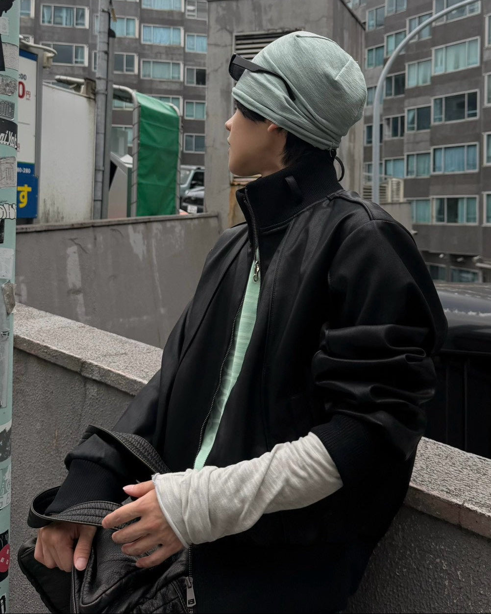 受注制【Chikashitsu +】cropped high neck blouson