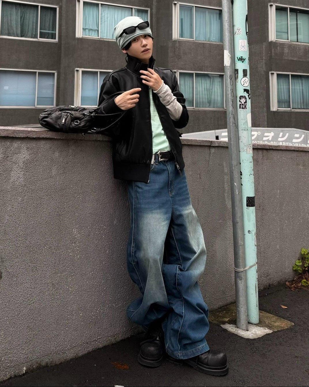 受注制【Chikashitsu +】cropped high neck blouson