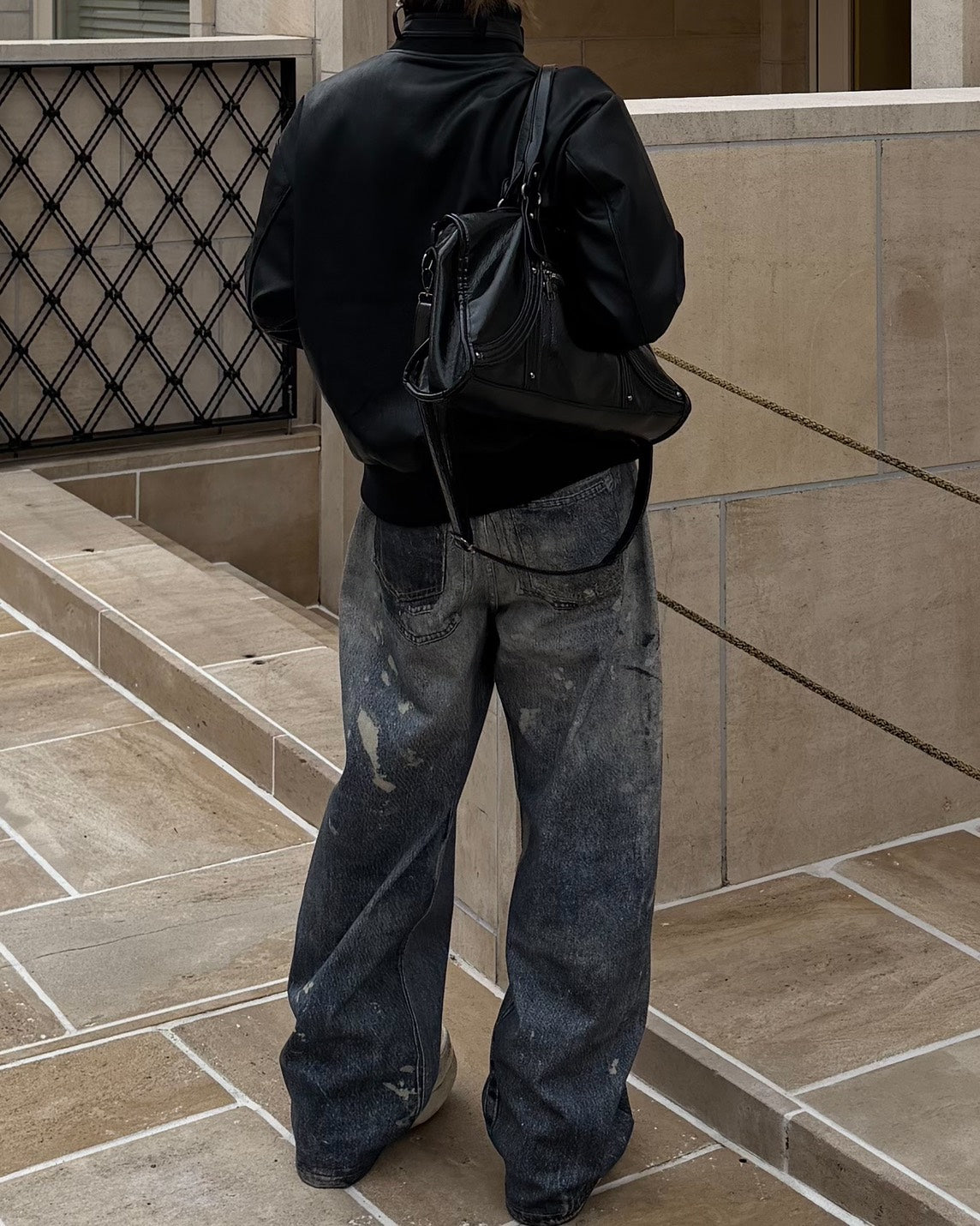 受注制【Chikashitsu +】cropped high neck blouson