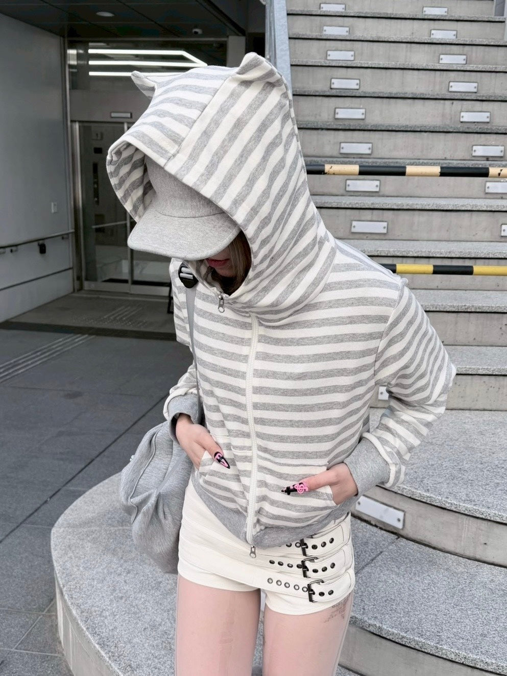 3/1 20:00発売 受注制【nmtc +】border horn zip up hoodie / 【エヌエムティーシープラス】ボーダーホーンジップアップパーカー (2color)