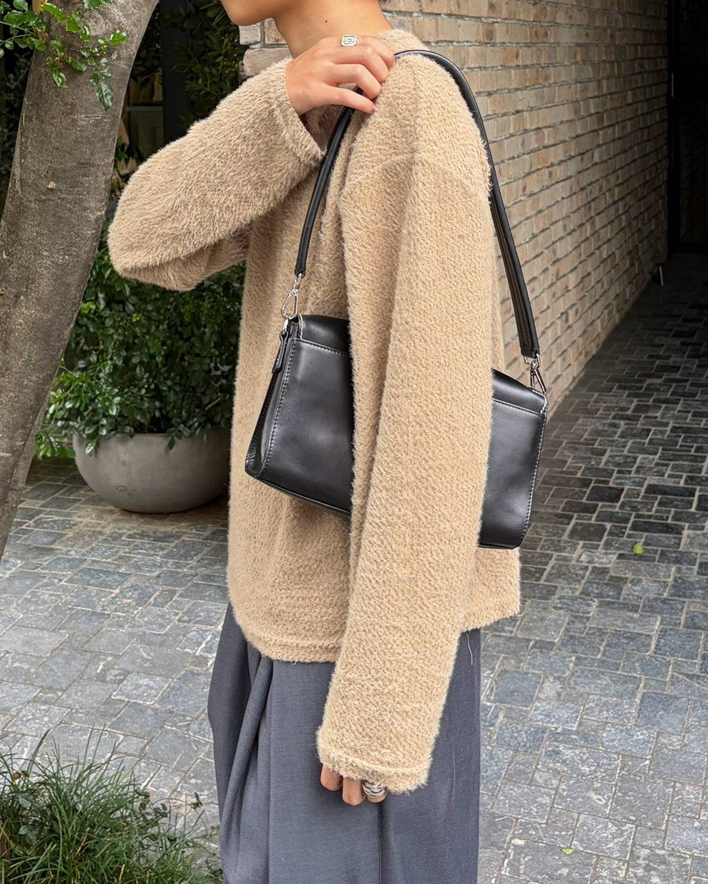 受注制【Chikashitsu +】crop soft shaggy knit (3color)