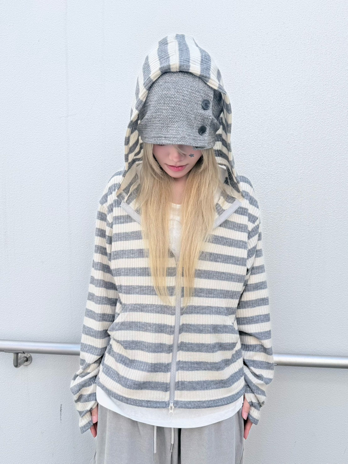 受注制【nmtc+】border crop double zip up hoodie (2color)